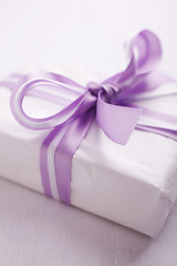 Image showing Gift