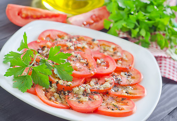 Image showing tomato with basil and garlic