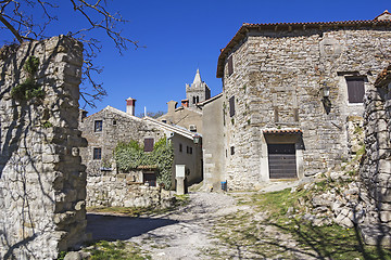 Image showing Hum the smallest town in the world