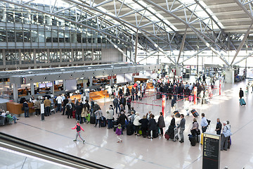 Image showing Tourists at the check in Hamburg
