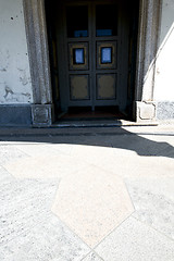 Image showing europe  italy  lombardy      in  the milano    church    pavemen