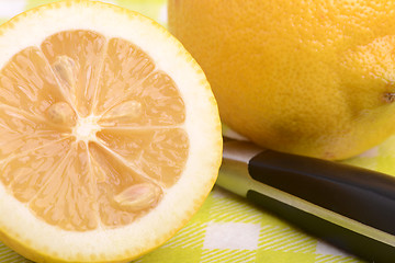 Image showing juicy ripe lemons close up