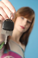 Image showing Woman with car key