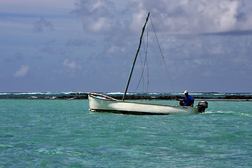 Image showing boat in deus cocos