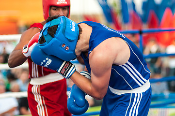 Image showing A boxing match Osleys Iglesias, Cuba and Salah Mutselkhanov, Russia. Victory Osleys Iglesias