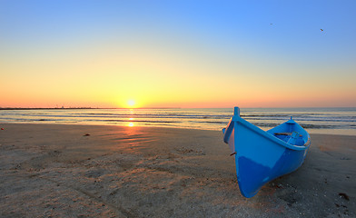 Image showing Boat on the beach 