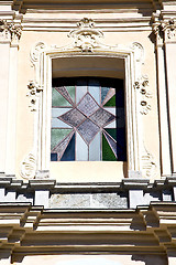 Image showing rose window  italy  lombardy     in  the somma lombardo old   