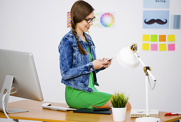 Image showing Casual businesswoman 