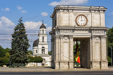 Image showing Triumphal Arch in Chisinau, Moldova