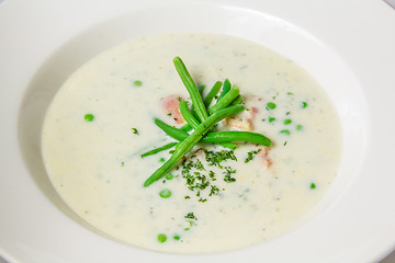 Image showing Soup of green peas