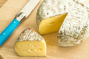 Image showing Tomette des Alpes, cheese of France