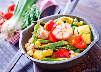 Image showing baked meat with vegetables