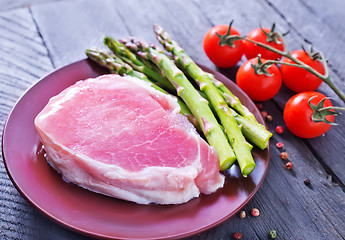 Image showing raw meat and asparagus