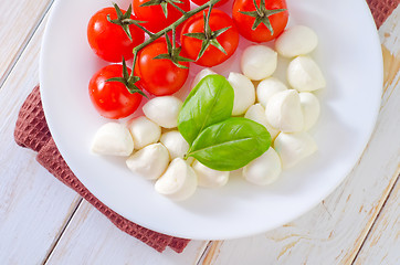 Image showing tomato and cheese