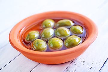 Image showing green olives