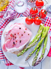 Image showing raw meat and asparagus