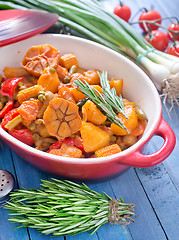 Image showing baked meat with vegetables