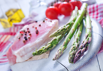 Image showing raw meat and asparagus