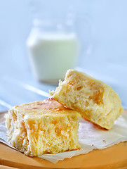 Image showing fresh bread with milk