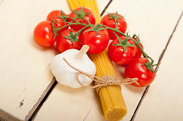 Image showing Italian basic pasta ingredients