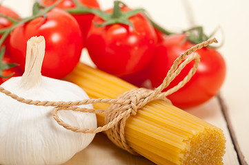 Image showing Italian basic pasta ingredients