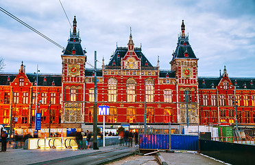 Image showing Amsterdam Centraal railway station