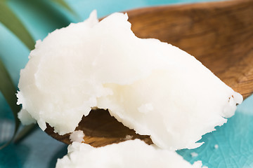 Image showing Coconut oil for alternative therapy 
