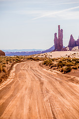 Image showing descending into Monument Valley at Utah  Arizona border 