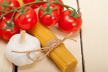 Image showing Italian basic pasta ingredients