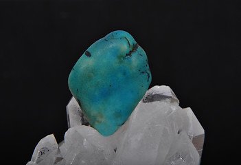 Image showing Turquoise on rock crystal