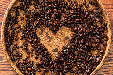 Image showing Heart shape made from coffee beans 