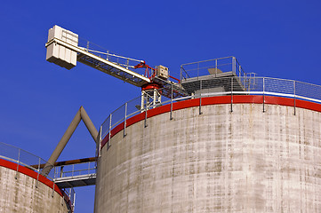 Image showing Silos under construction