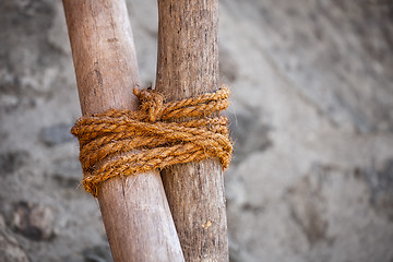 Image showing Traditional Round Lashing for Assembly of Simple Structures