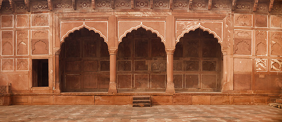 Image showing Beautiful, Ornate Stone Entryway to the Taj Mahal in Agra, India