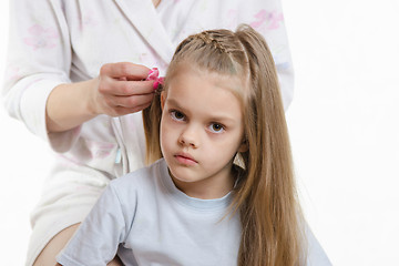 Image showing My daughter is tired of long hair splicing