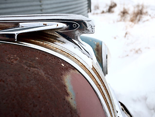 Image showing Antique abandoned car pontiac 