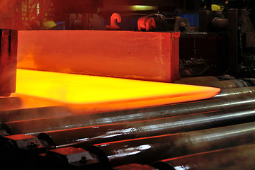 Image showing hot steel plate on conveyor