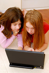 Image showing Girls computer