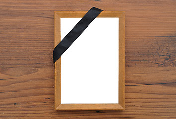 Image showing Picture frame with mourning band