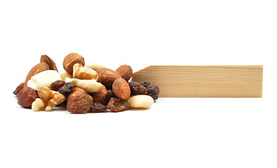 Image showing Trail mix at plate