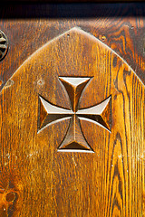 Image showing castellanza blur   brown knocker in a  door 