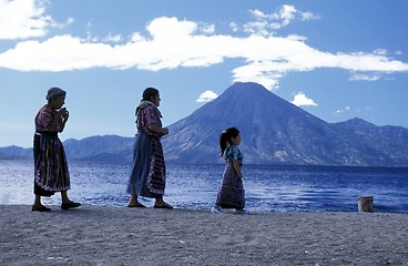 Image showing LATIN AMERICA GUATEMALA LAKE ATITLAN