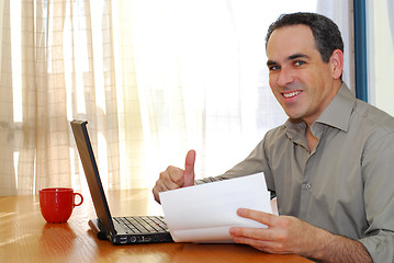 Image showing Man with laptop