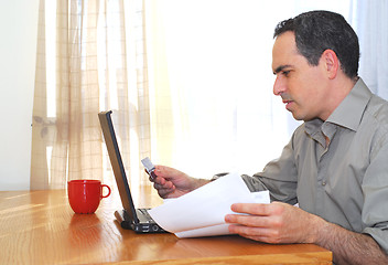 Image showing Man with laptop