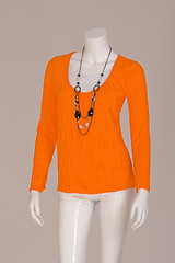 Image showing  orange T-shirt with chain