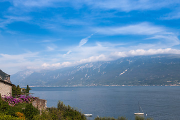 Image showing Lake Garda is the largest lake in Italy. 