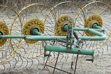 Image showing unit for raking hay from metal