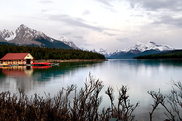 Image showing Maligne lake