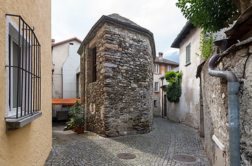 Image showing Narrow street of the old city in Italy