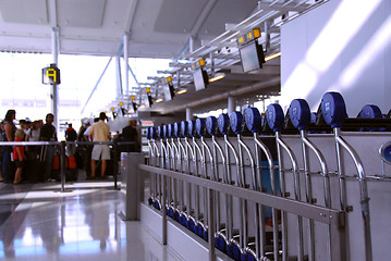 Image showing Airport crowd